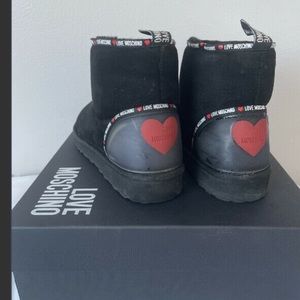 Moschino love boots